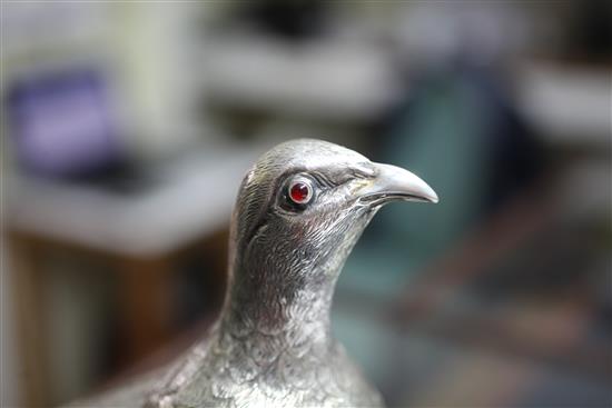 A 20th century Spanish silver free-standing model of a game bird, gross 10.5 oz.